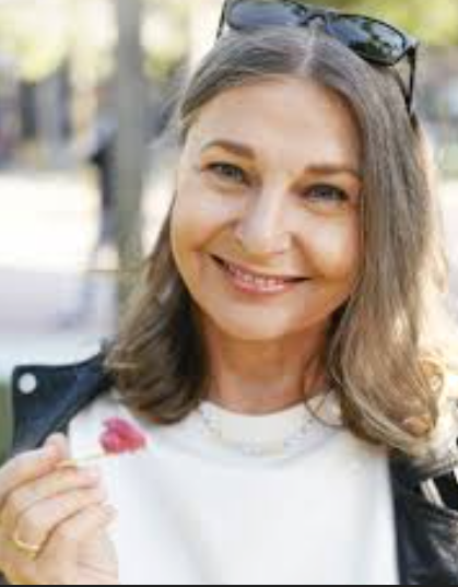 <em>Juana K.</em>